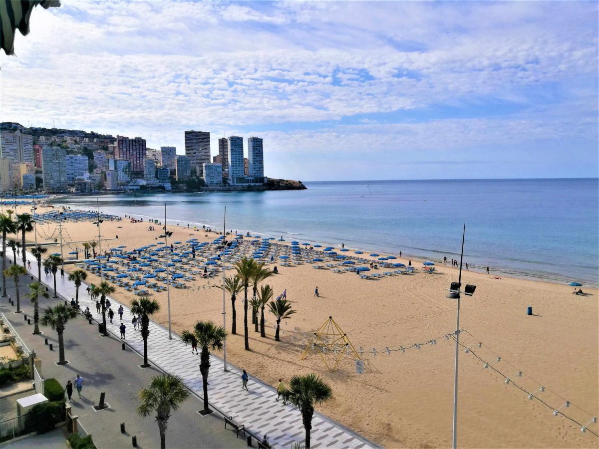 Primera Linea De Playa Frente Al Mar Benidorm Exterior photo